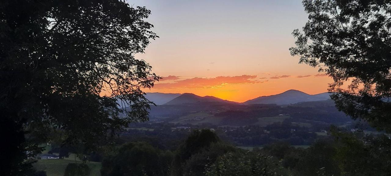 Gite Des 3 Arbres Aramits Dış mekan fotoğraf